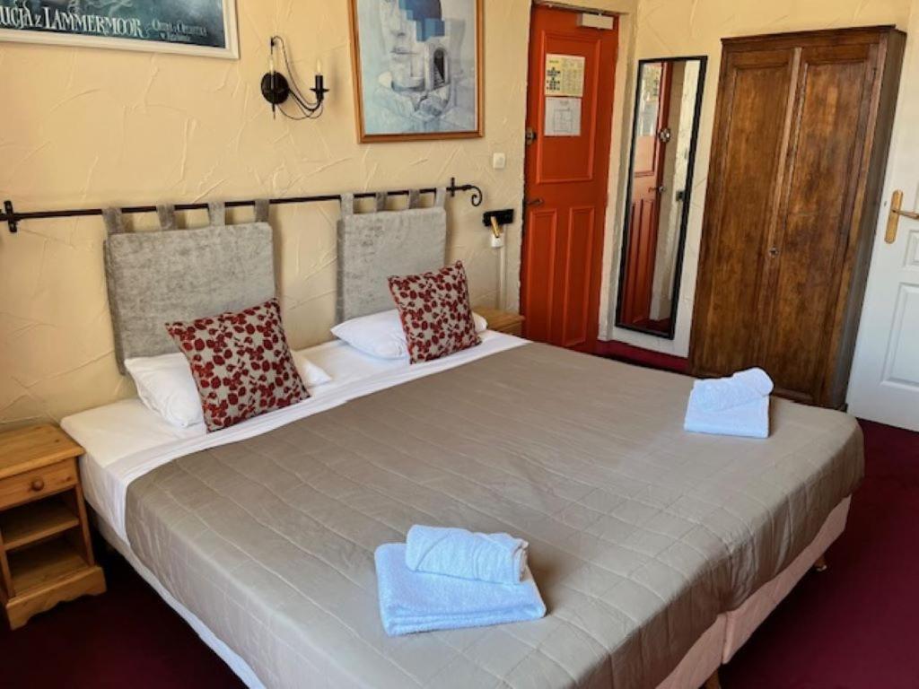 Hotel Le Colbert Avignon Ngoại thất bức ảnh